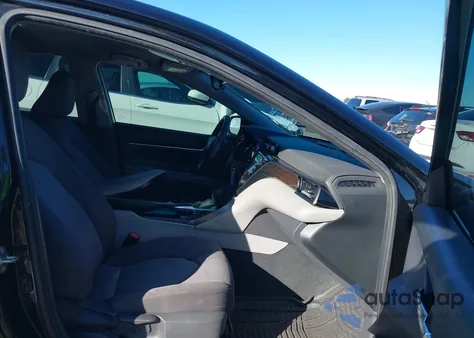 2020 Toyota Camry Le from USA, damaged, VIN 4T1C11AK8LU929703